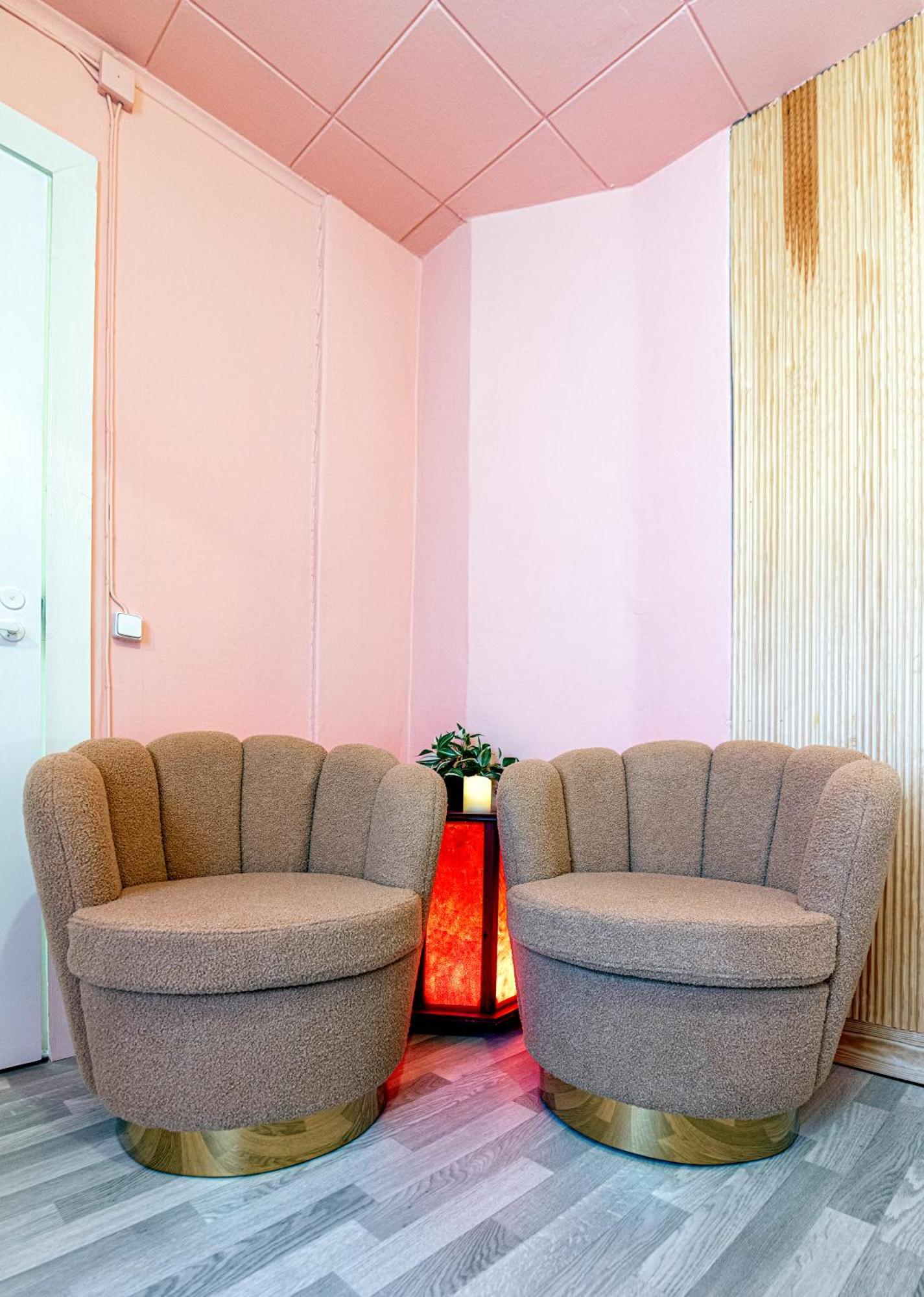 Kalle'S Unluxury Guest House Cl0Sed From 1St Of Feb 2025 Helsinki Bagian luar foto
