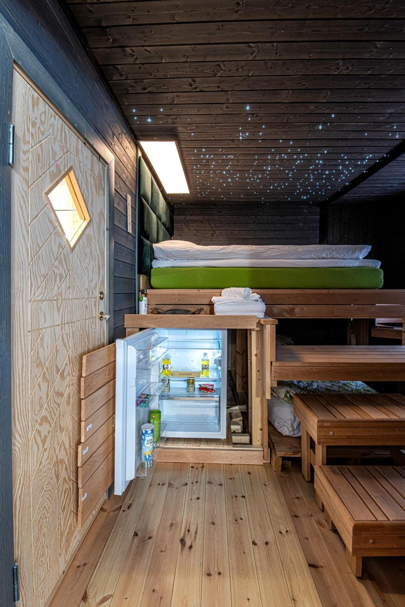 Kalle'S Unluxury Guest House Cl0Sed From 1St Of Feb 2025 Helsinki Bagian luar foto