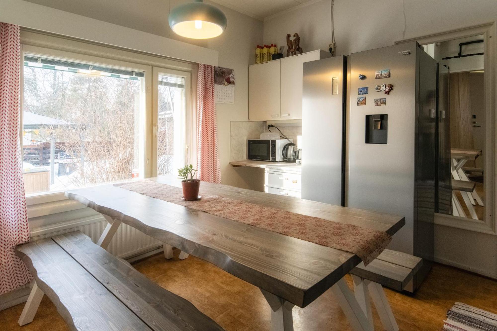 Kalle'S Unluxury Guest House Cl0Sed From 1St Of Feb 2025 Helsinki Ruang foto