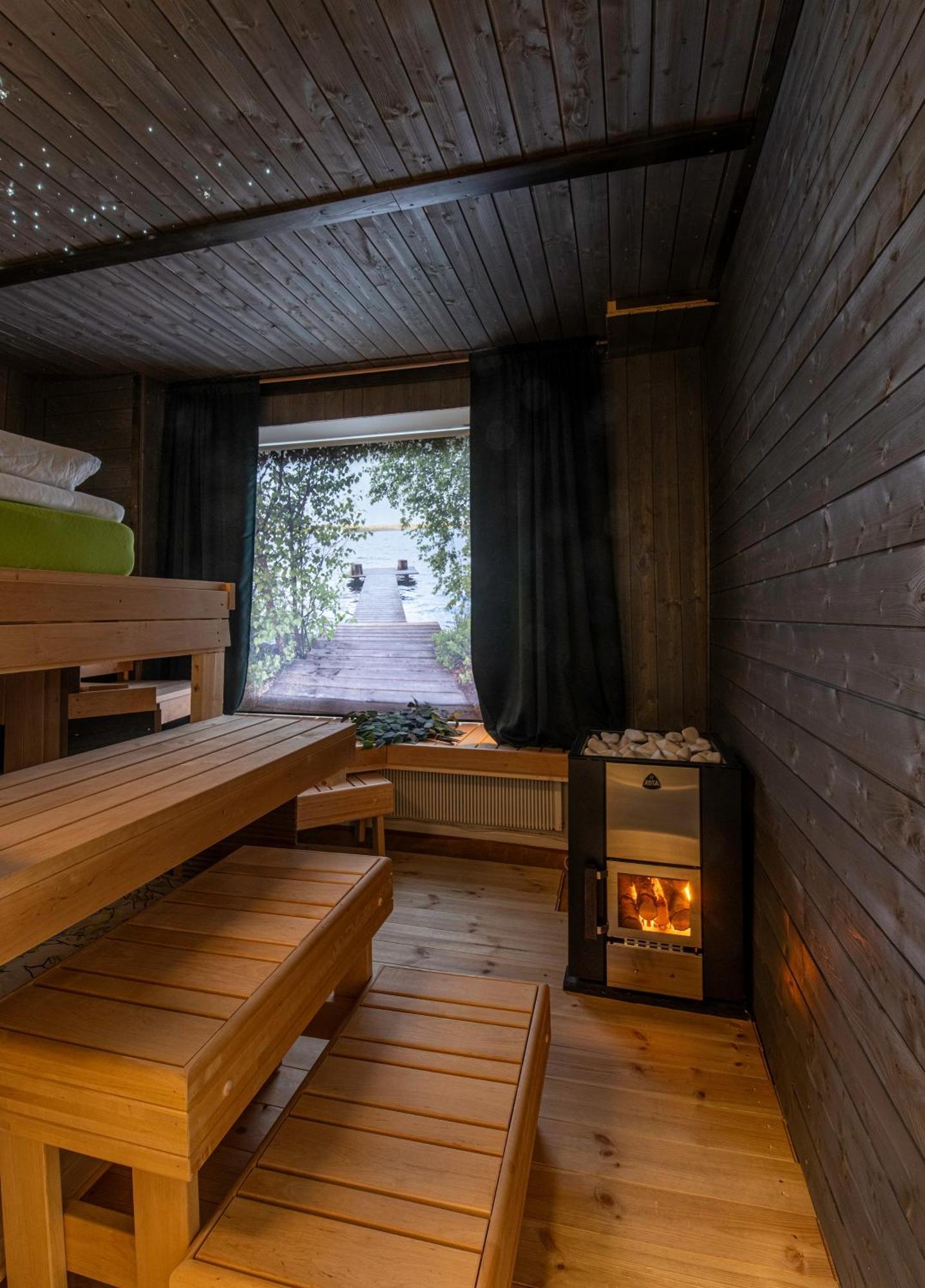 Kalle'S Unluxury Guest House Cl0Sed From 1St Of Feb 2025 Helsinki Ruang foto