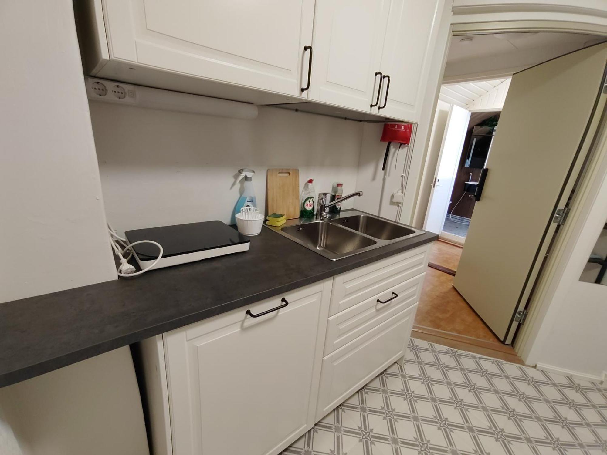 Kalle'S Unluxury Guest House Cl0Sed From 1St Of Feb 2025 Helsinki Bagian luar foto